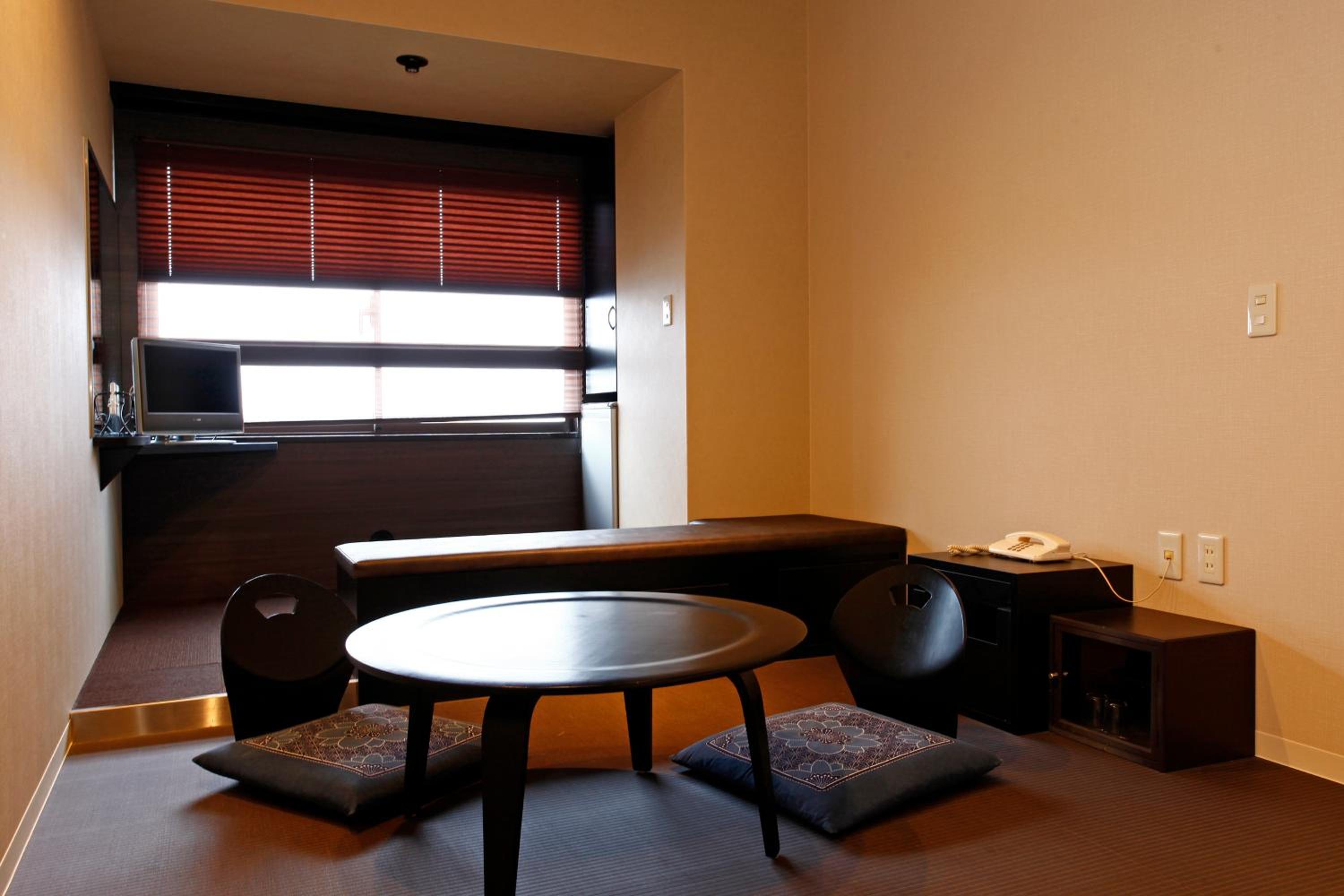 Hotel Shosenkaku Romankan 32/50