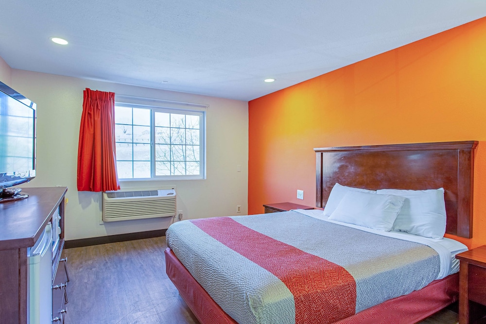Motel6 Pendleton, OR - West 17/44