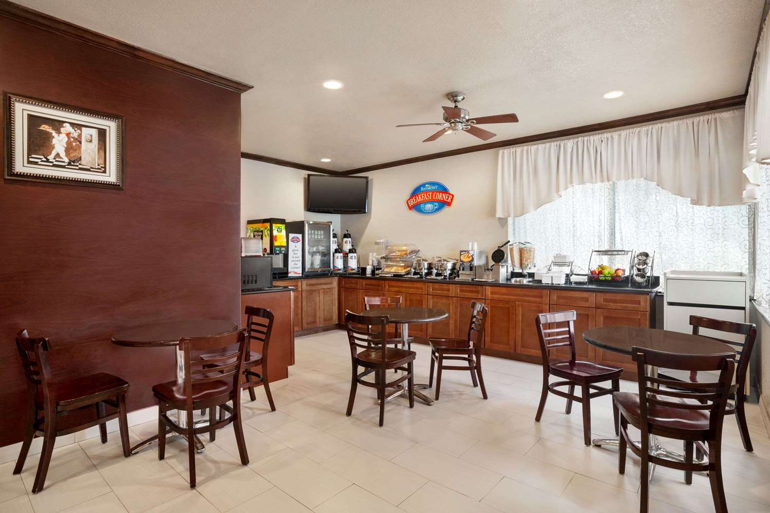 Baymont by Wyndham Clute/Lake Jackson 6/10