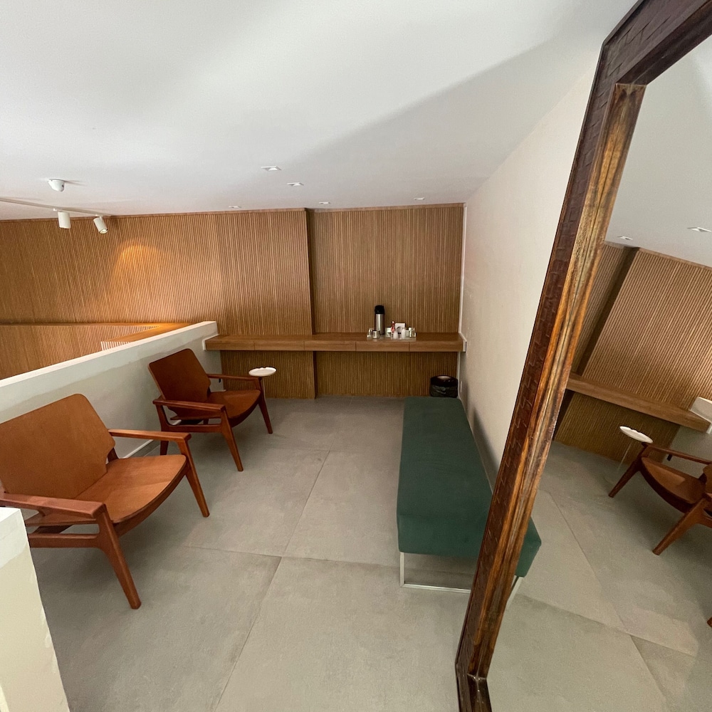 HOTEL CANTAREIRA 37/60