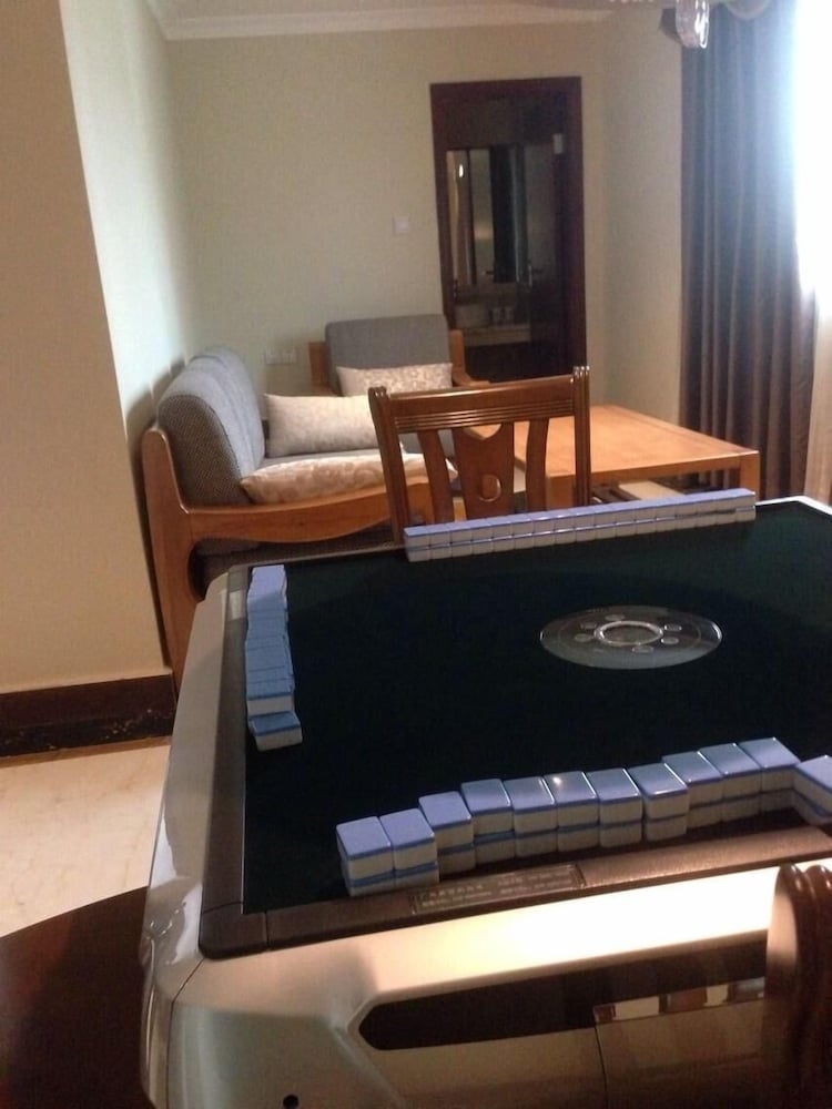Greentree Inn Guangzhou Chimelong Paradise Yuangang Metro Station Hotel 19/26