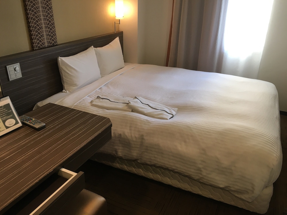 Sotetsu Fresa Inn Shimbashi-Hibiyaguchi 25/50