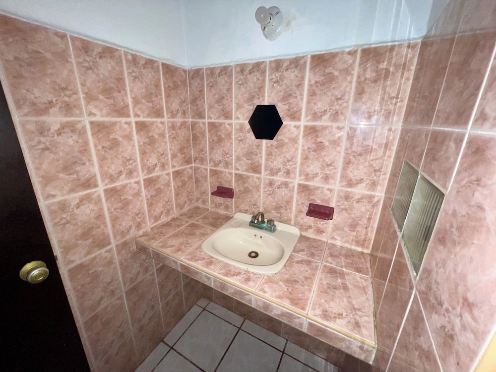 Hotel Chi Ibal Hu Cancun 32/33