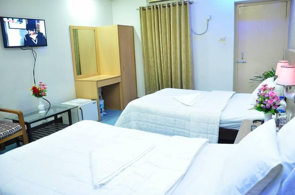 Hotel Aero Link 24/40
