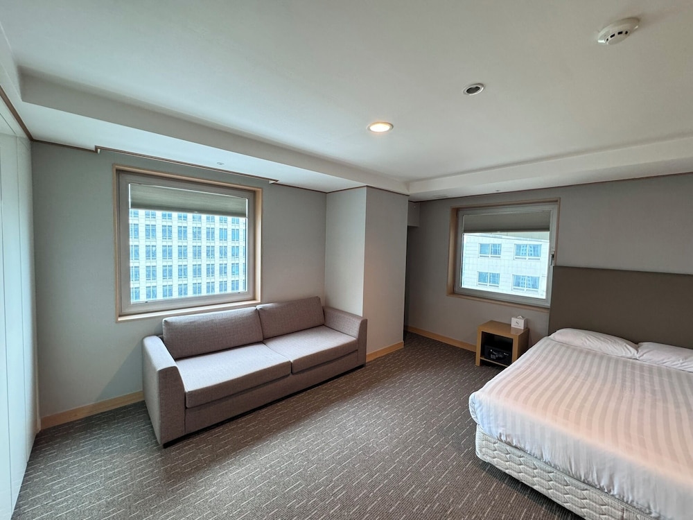 RESIDENCE, DOUBLE BED