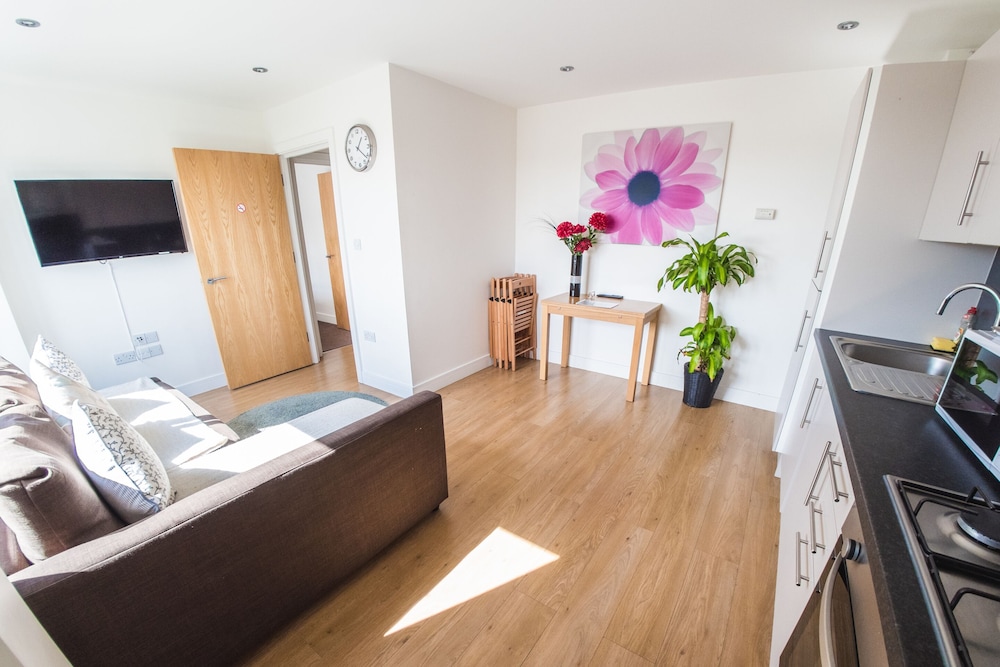 Ilford Tower Apartments 34/45