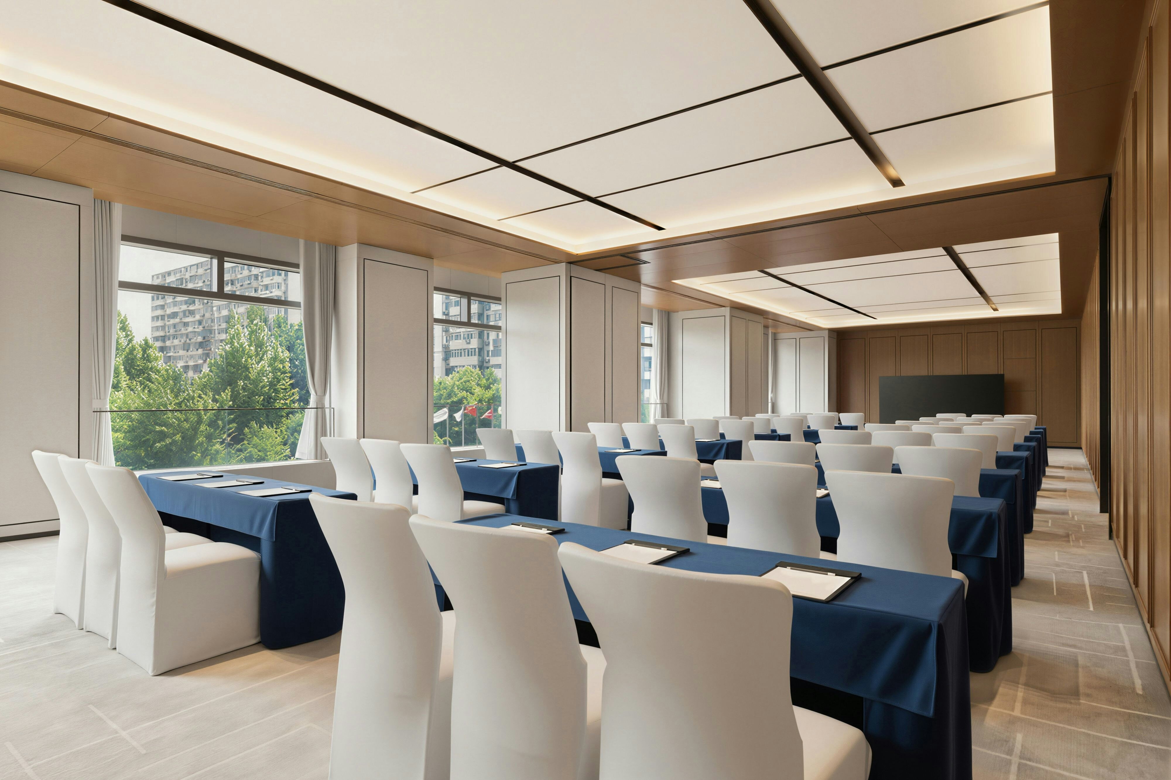 Sheraton Grand Beijing Dongcheng Hotel 36/40