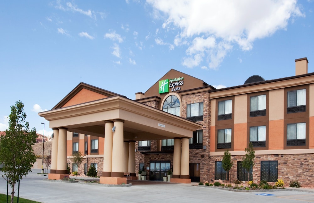 Holiday Inn Express Hotel Suites Richfield 3/62