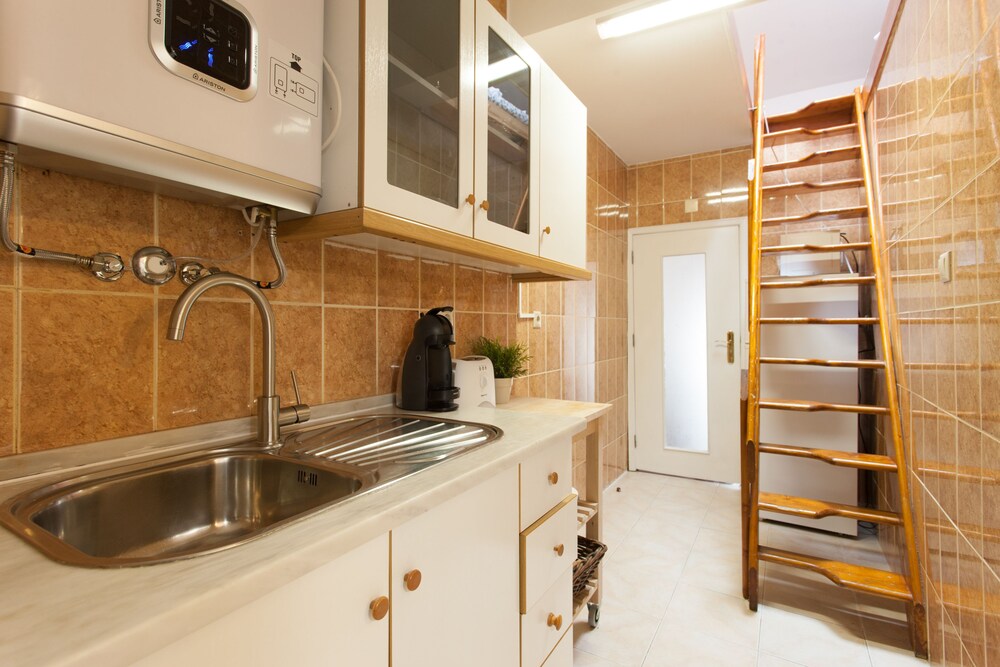 Apartments Center Bairro Alto 48/50