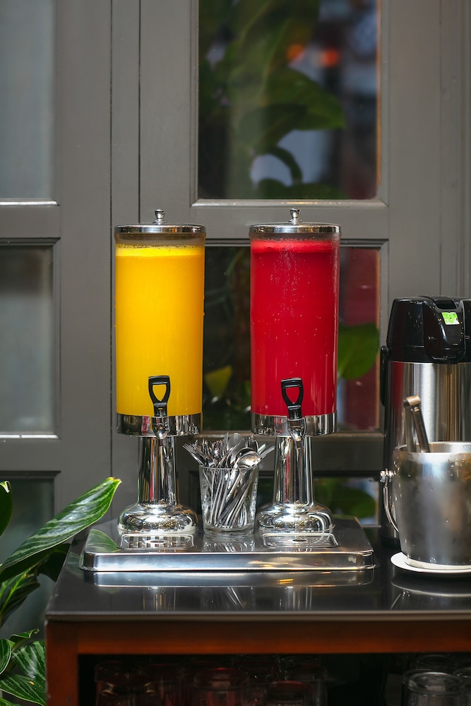 Hanoi Nostalgia Hotel & Spa 28/64