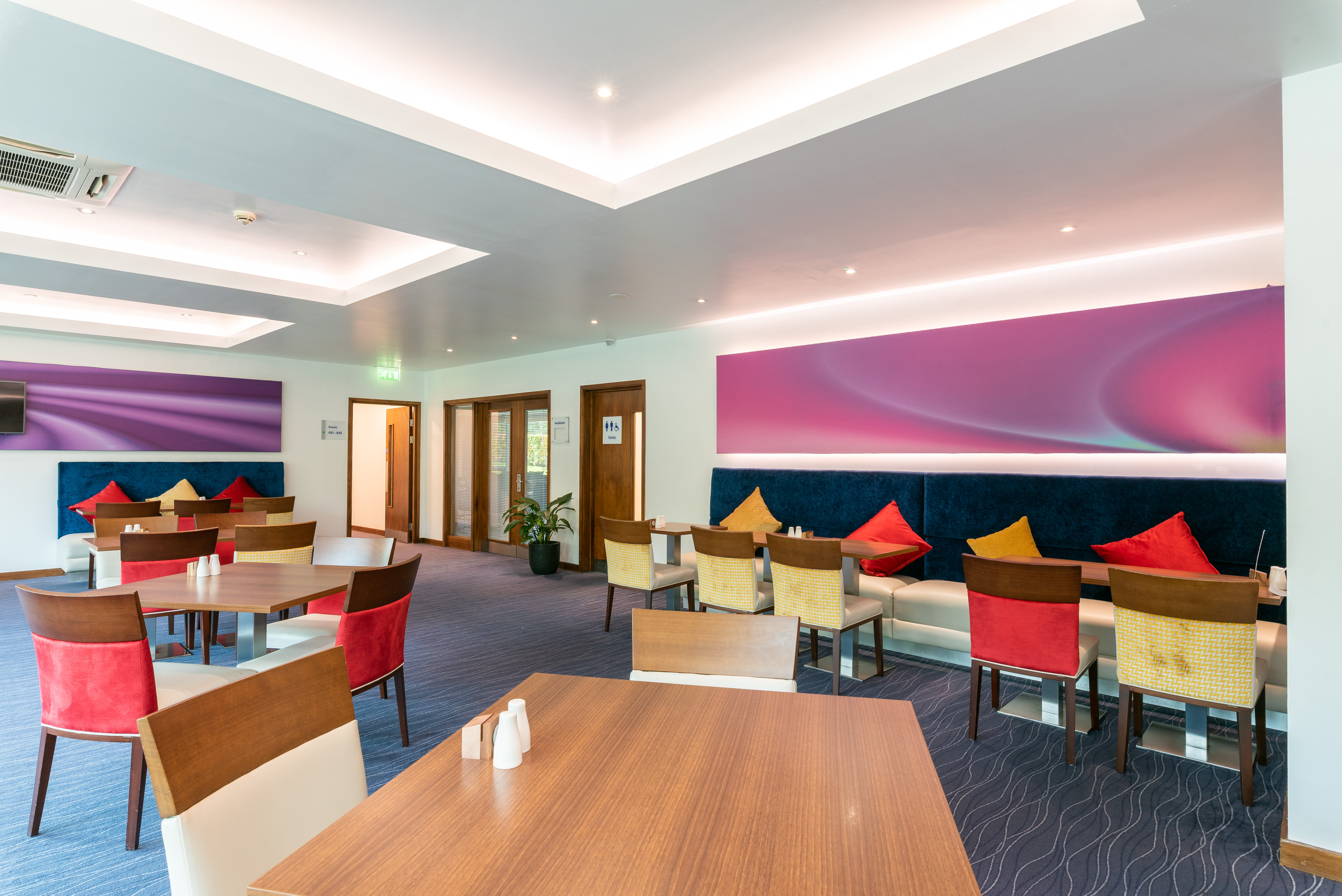 Holiday Inn Express Burnley 56/78