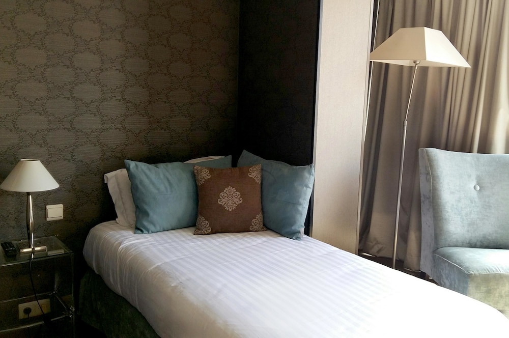 Best Western Anjou Lafayette Opera 6/45