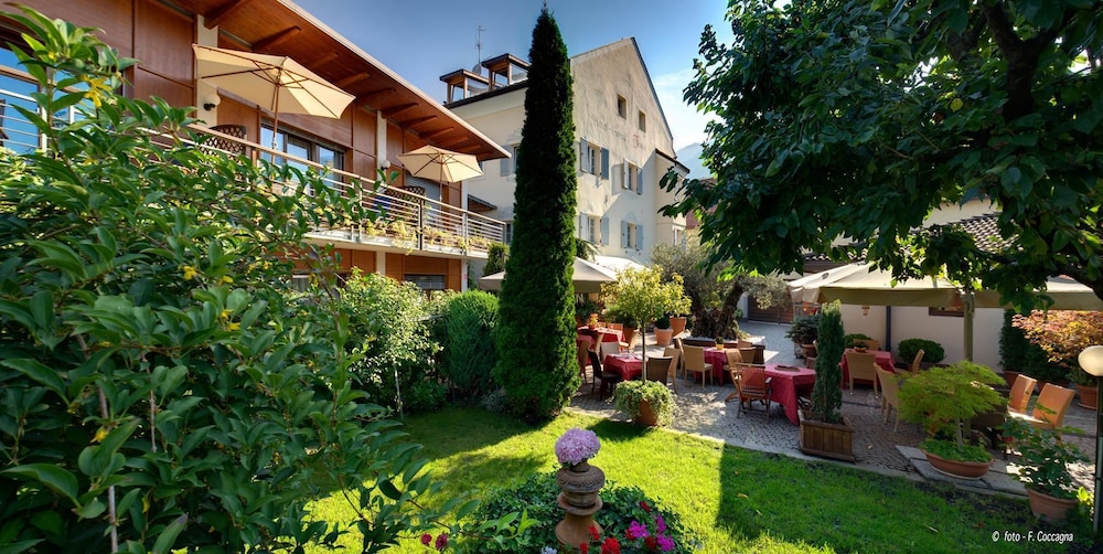 Hotel Traube 37/45