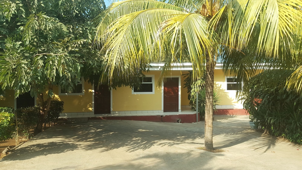 Hotel La Arboleda 53/61