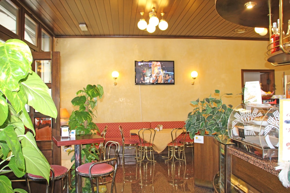 Albergo Leon D Oro 7/28
