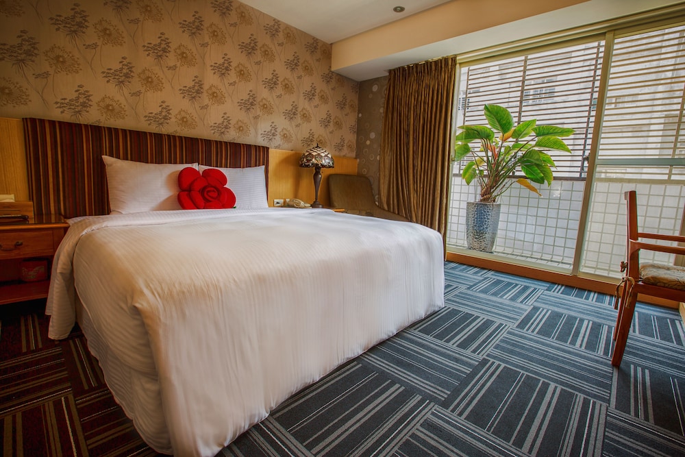 Cai She Hotel 9/48