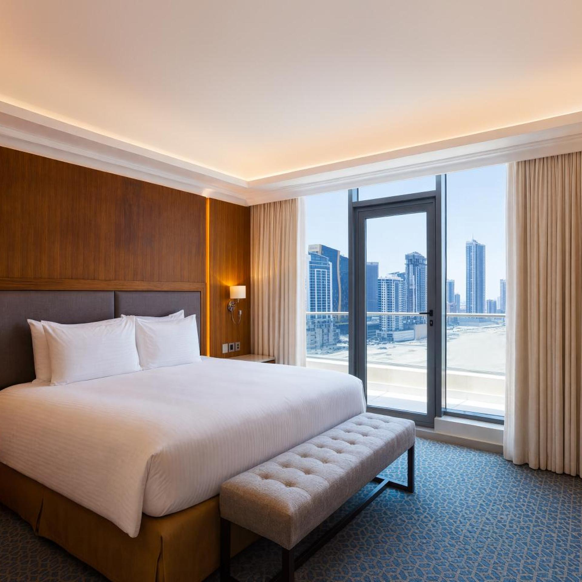 Ambassador, Suite