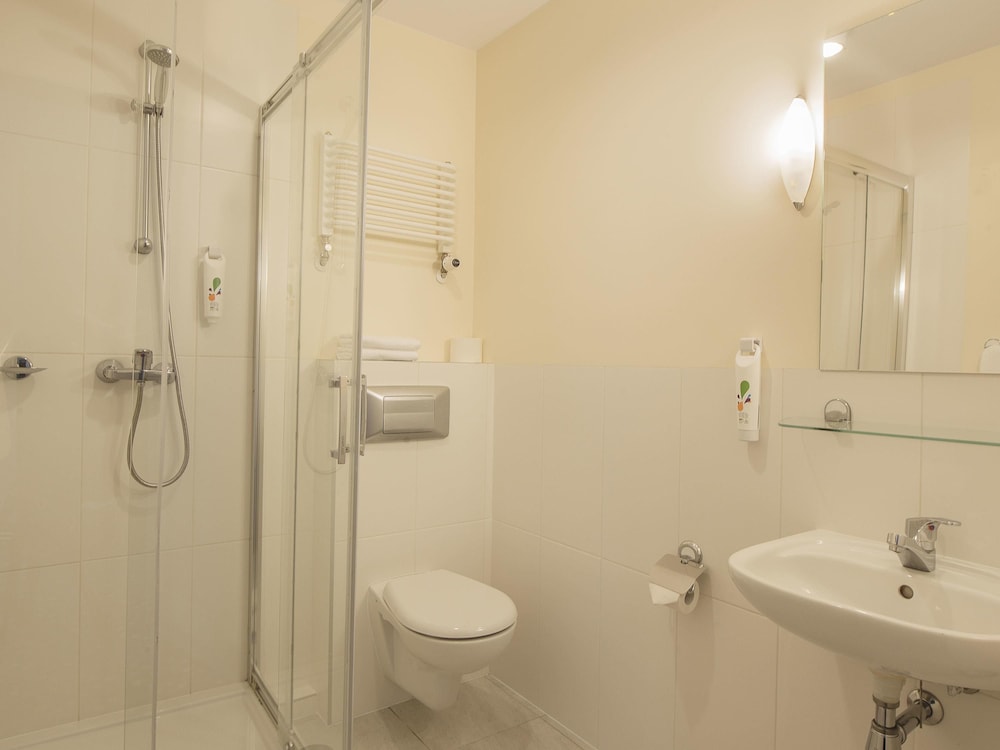 ibis Styles Warszawa West 70/71