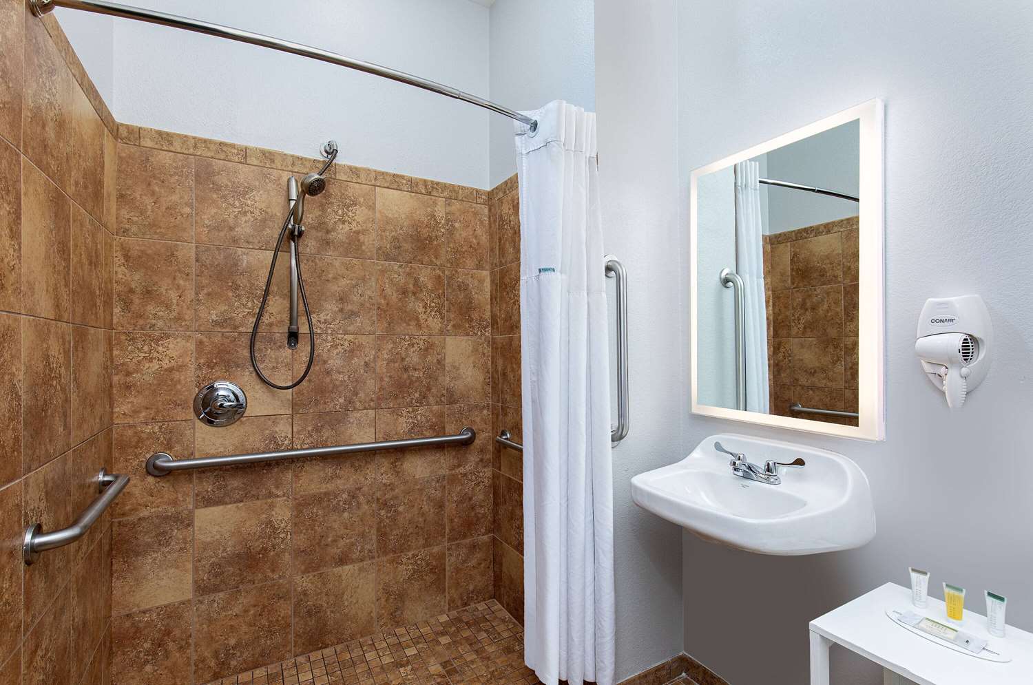 Microtel Inn Suites By Wyndham Opelika 33/36