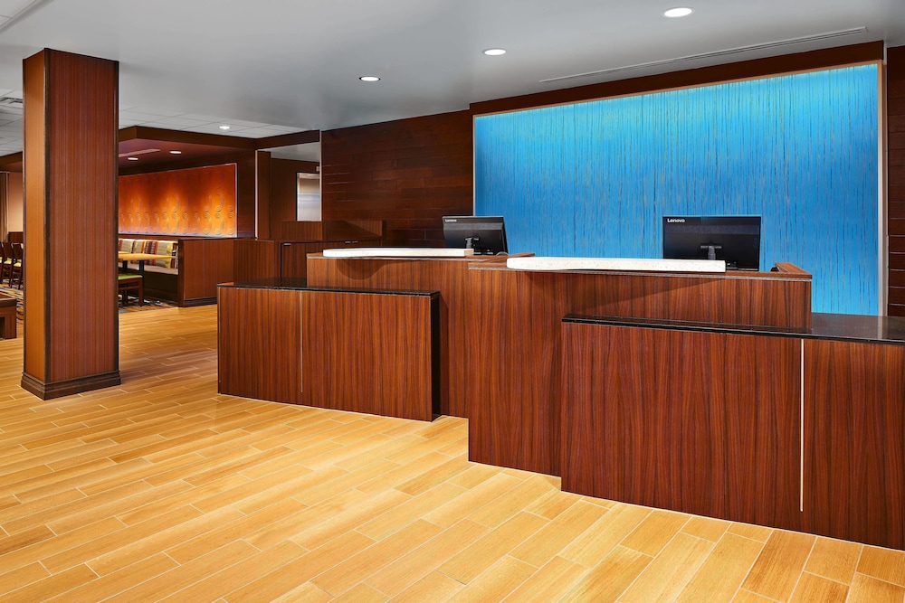 Fairfield Inn & Suites By Marriott Fresno Yosemite International Airport 11/38