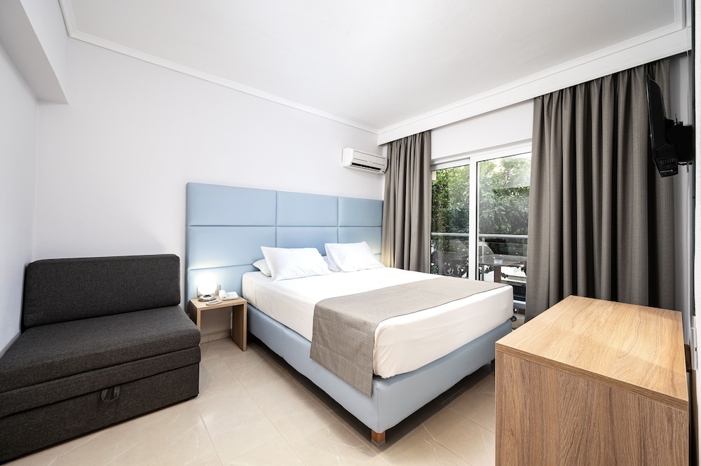 Poseidon Hotel 16/50
