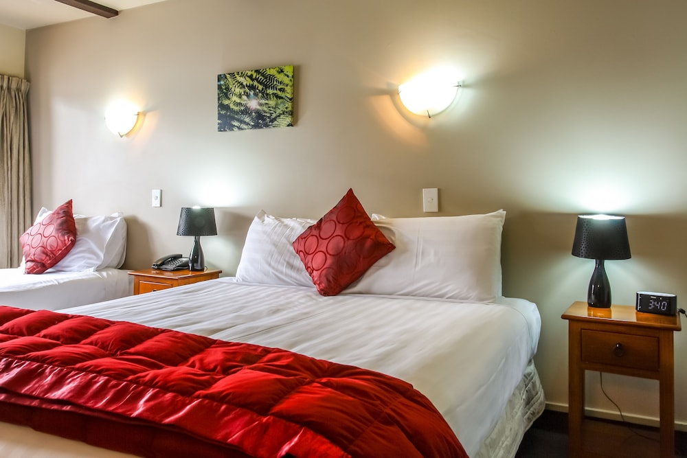 استوديو كلاسيكي بسرير كوين وسرير فردي، Camelot Motor Lodge 2/3