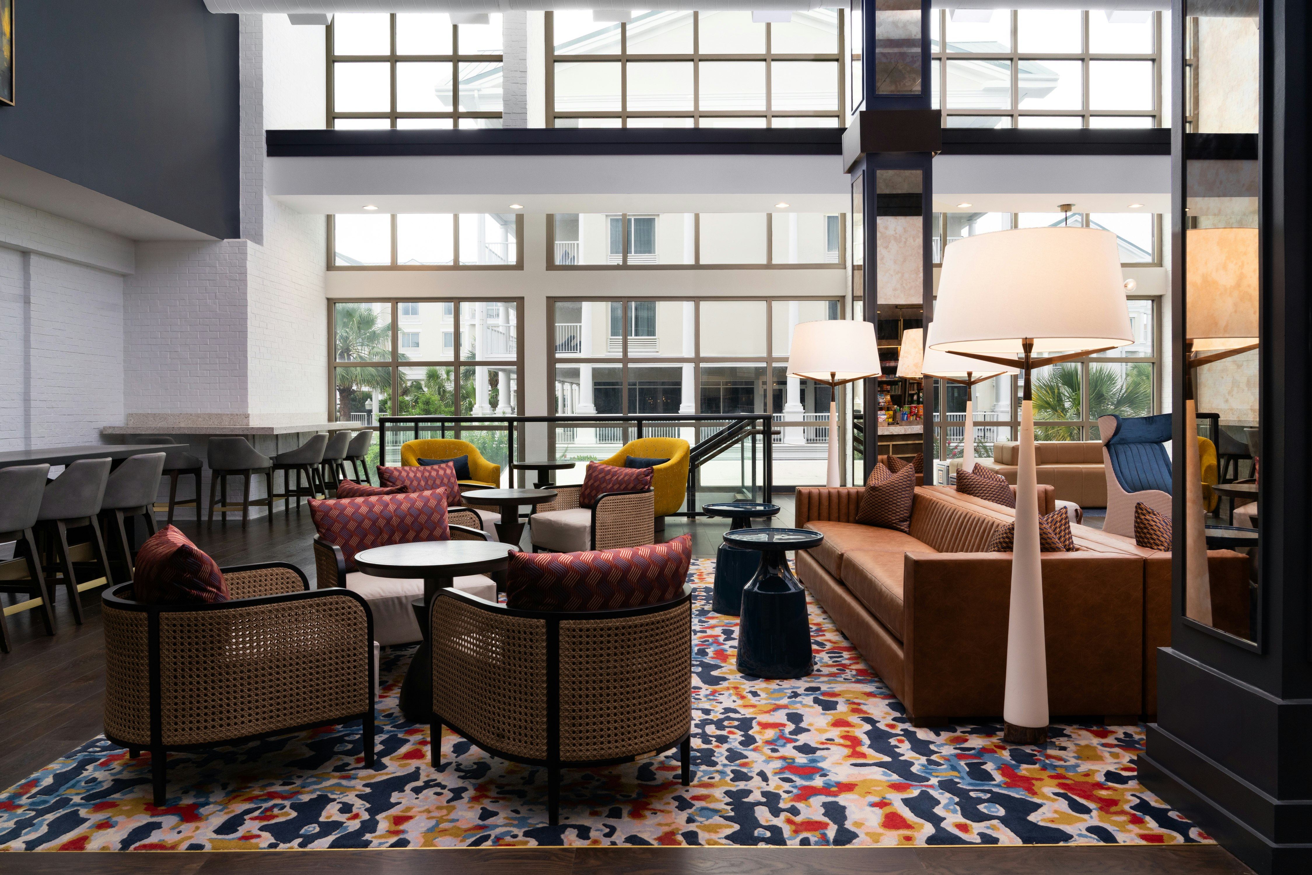 Hilton Garden Inn Charleston Waterfront Downtown 40/77