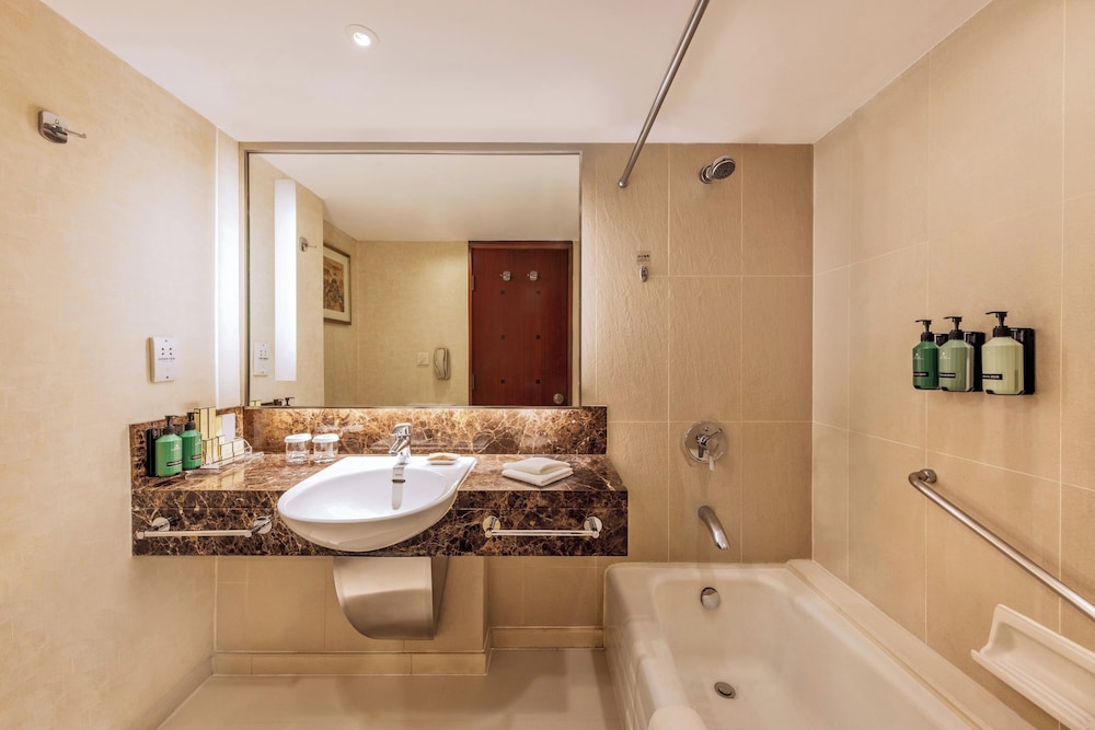 Shangri La Harbin 68/69