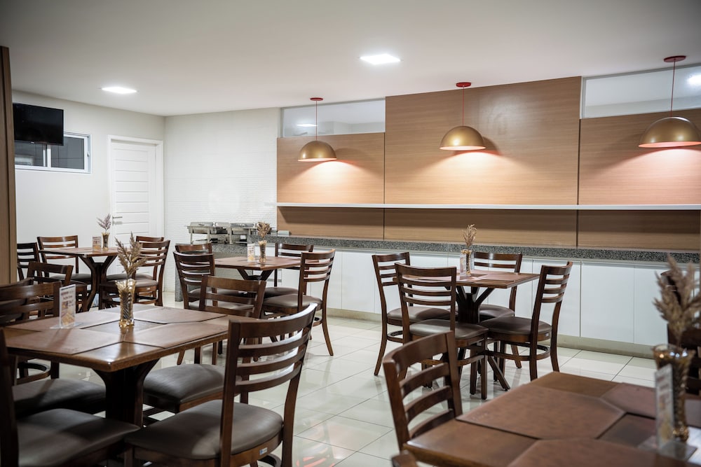 Hotel Rochedo 34/50
