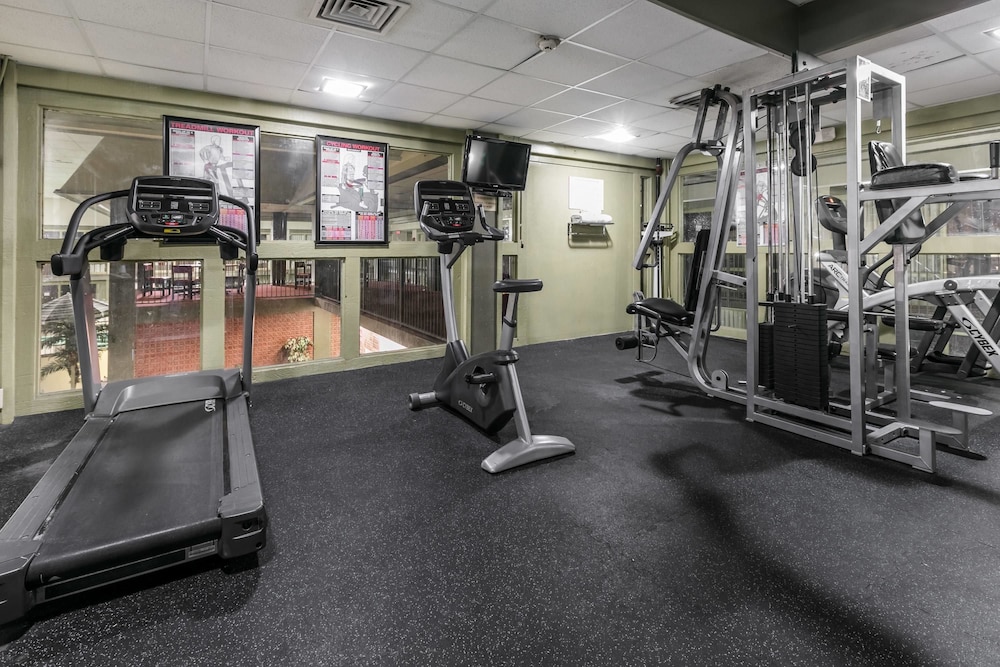 Ramada By Wyndham Odessa Near University Of Texas Permian 17/39