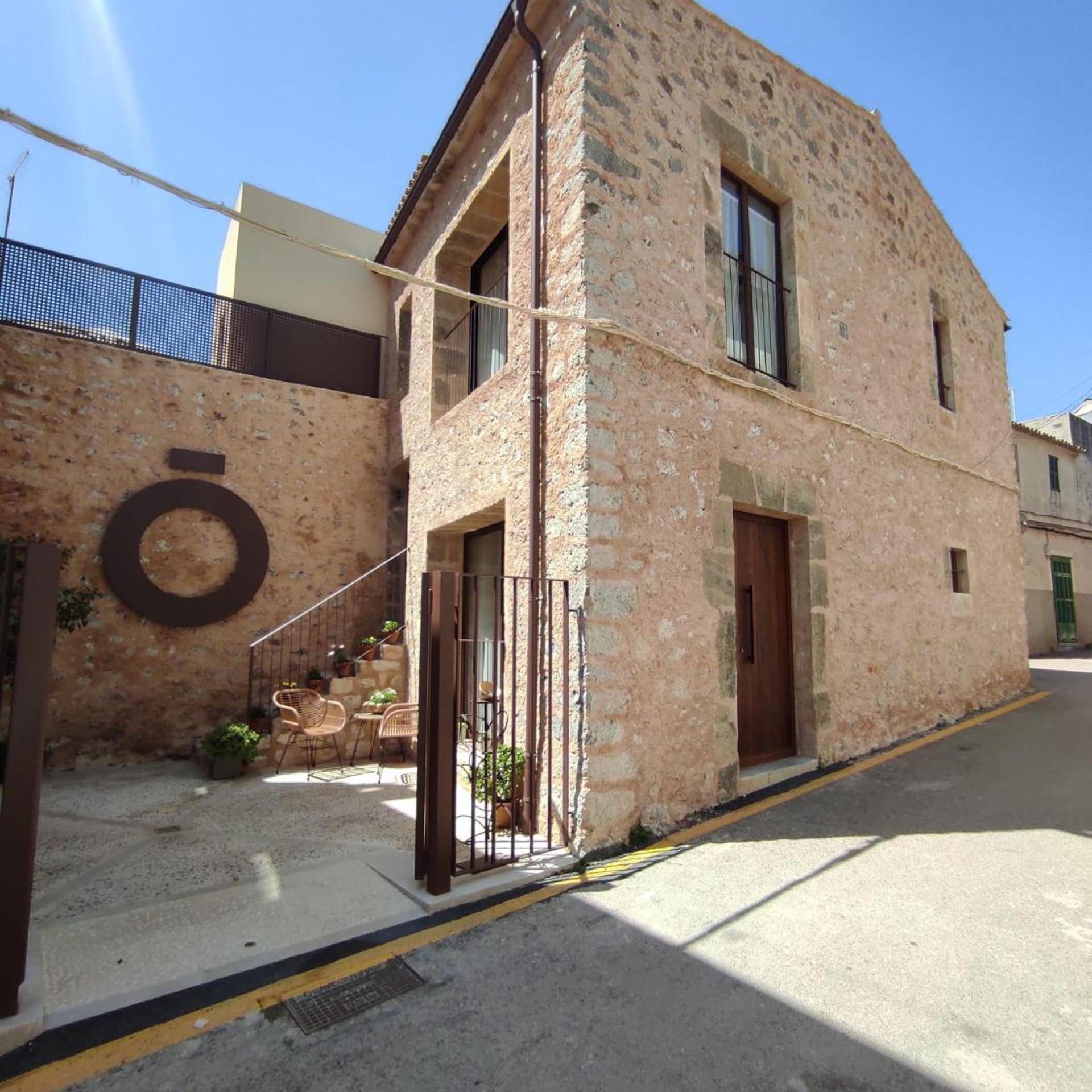 Origins Hotel Boutique 38/50