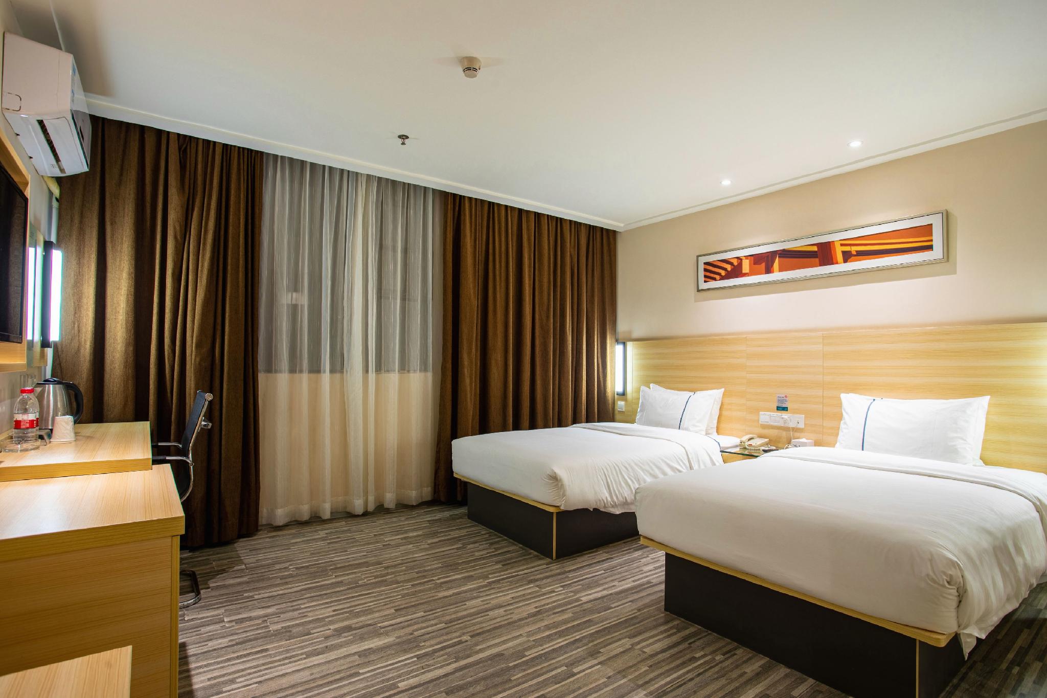 City Comfort Inn (Yangjiang Yangchun Bus Station) 20/36