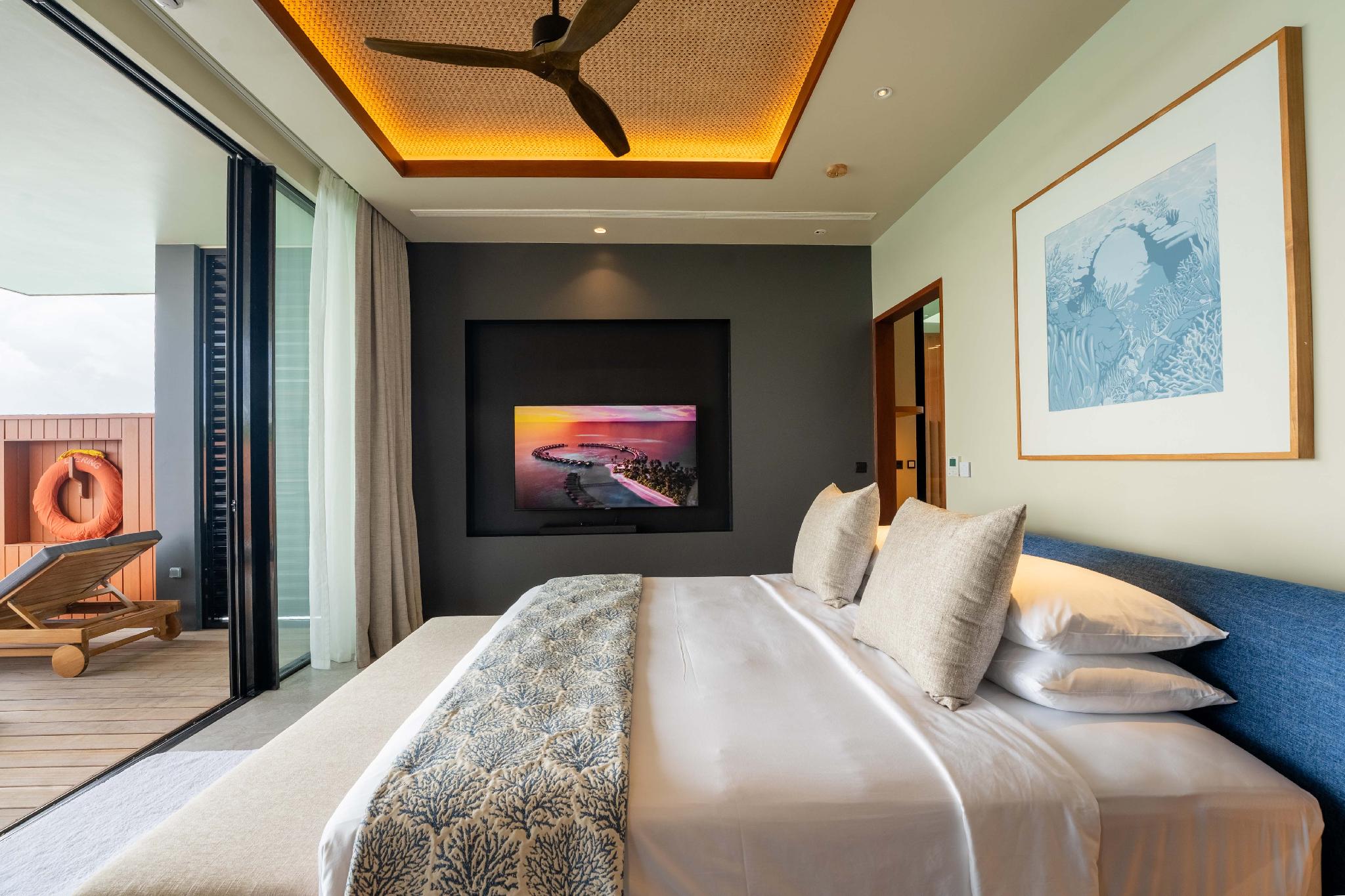 Pool, Ocean, Sunset, Villa, King Bed