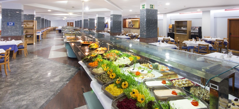 Gran Hotel Costa del Sol 46/65