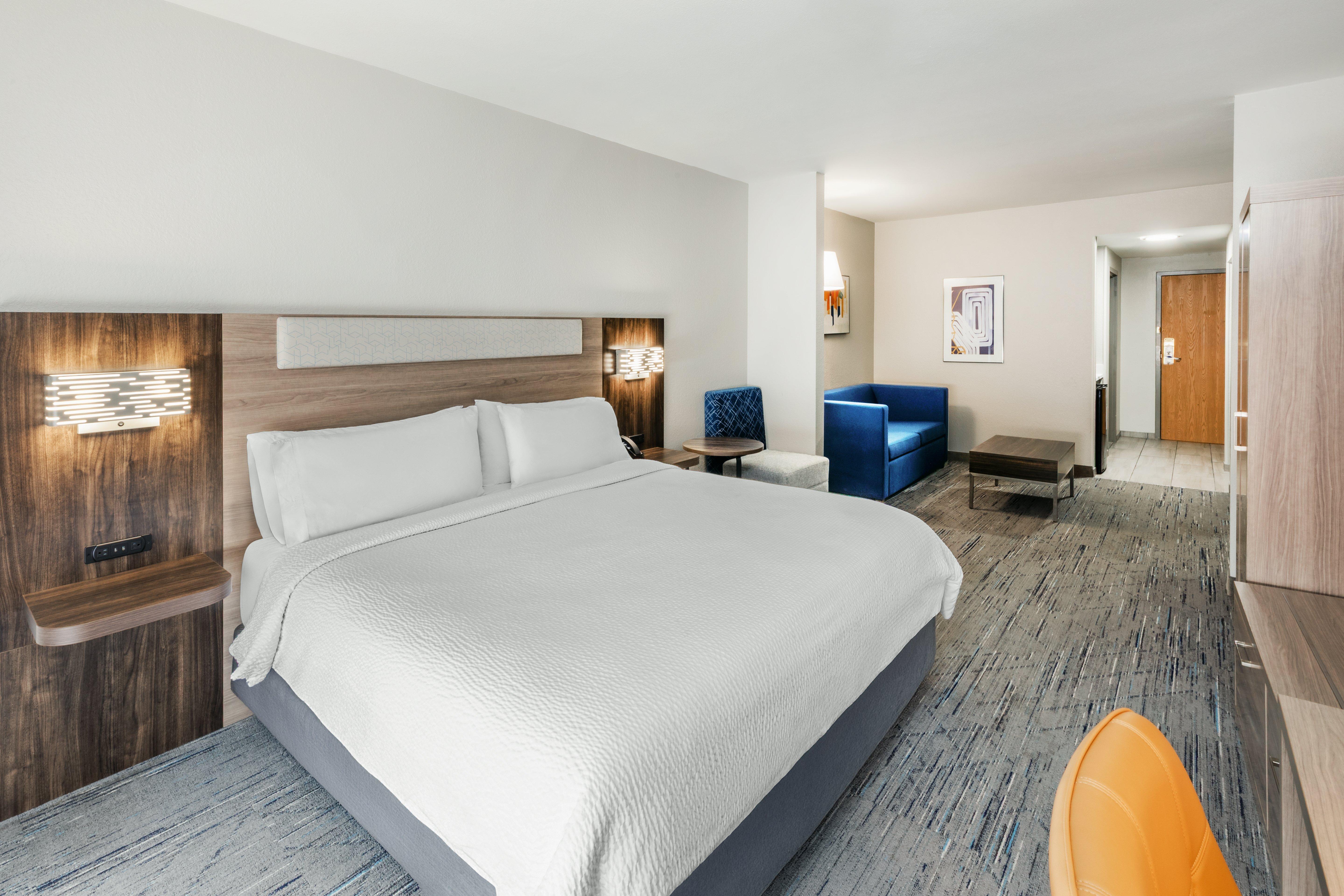 Suite, King Bed