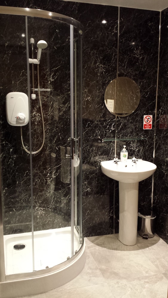 Star Hotel 20/22