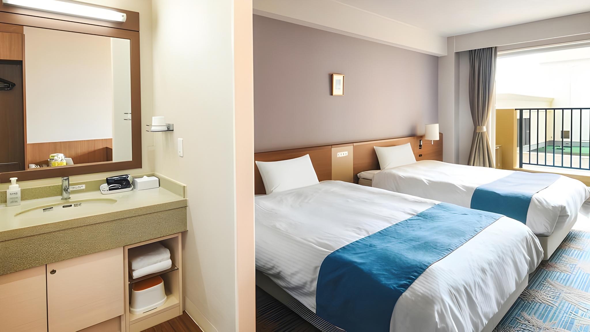 Standard, Twin Beds, City View, Main Building