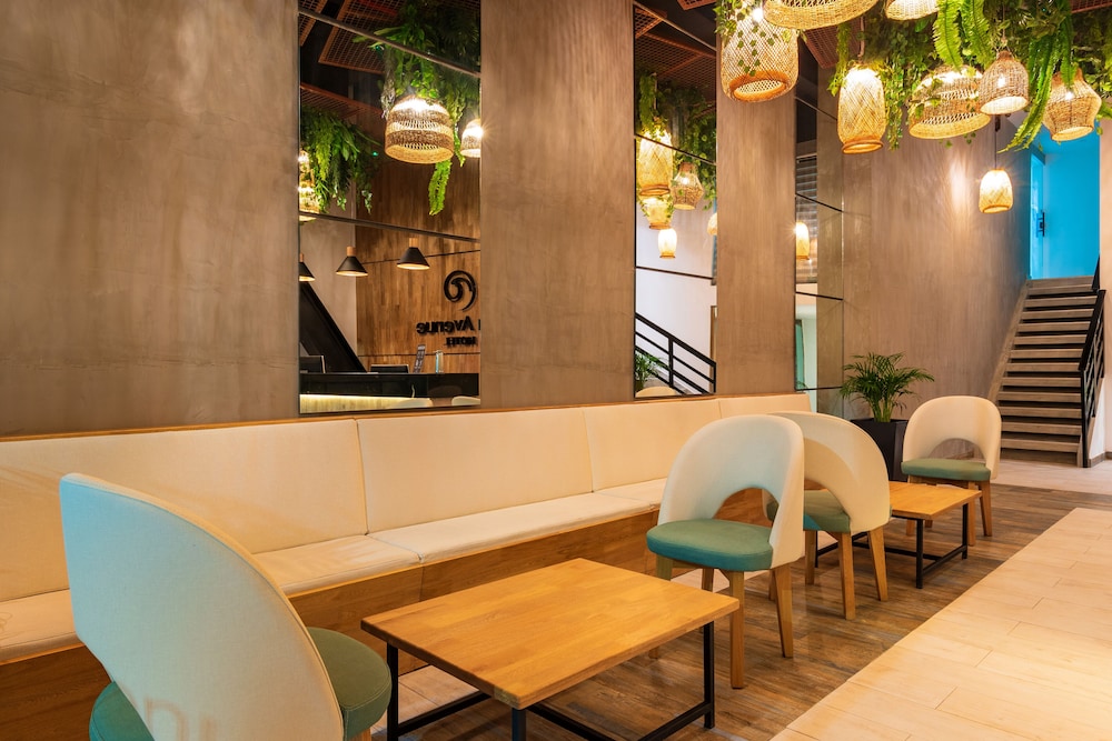 Sea Avenue Hotel 39/47