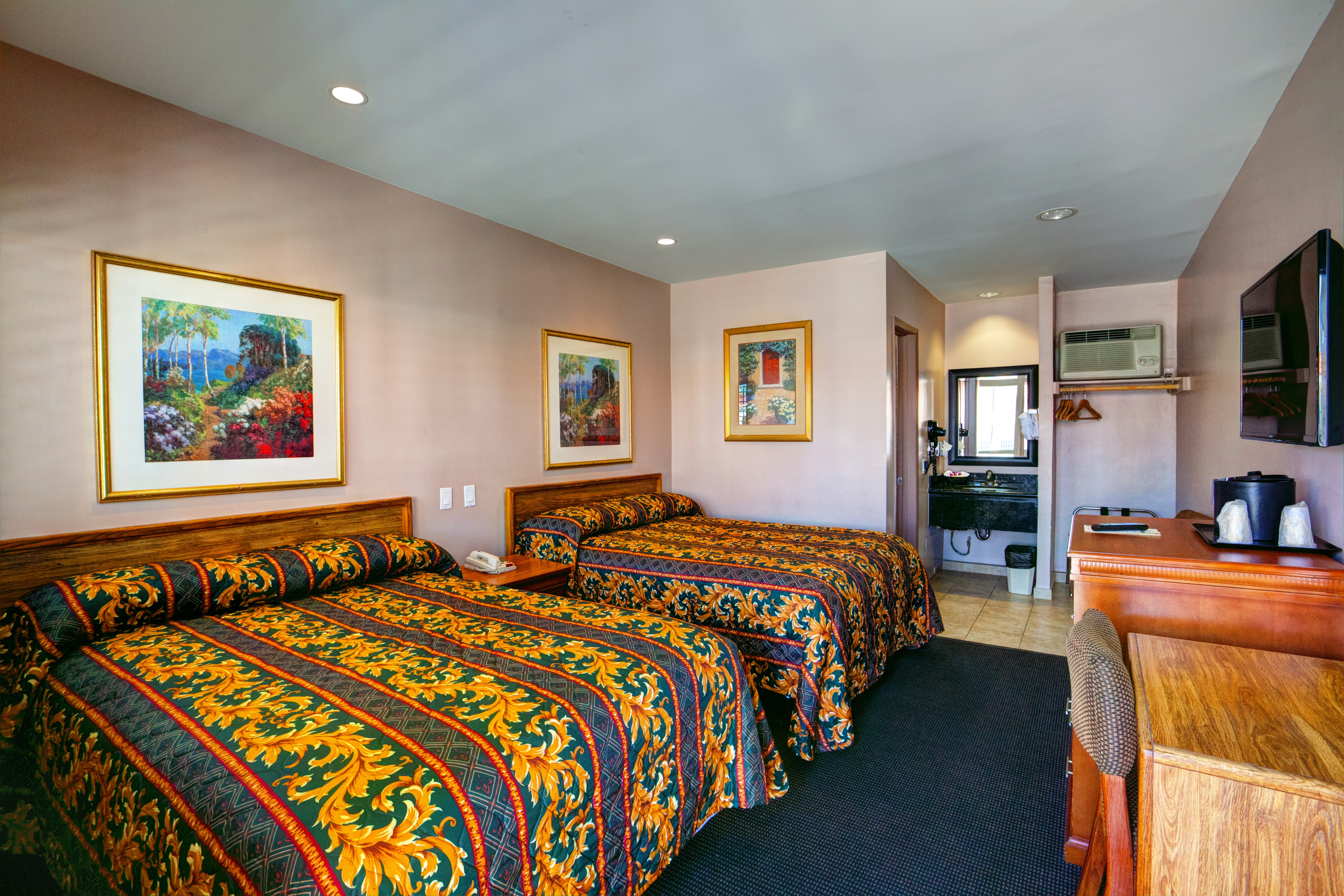 Dunes Inn Sunset 25/78