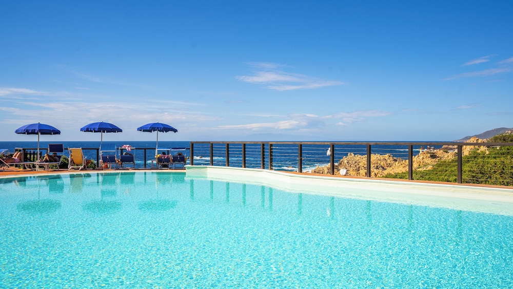 HOTEL COSTA PARADISO 40/45