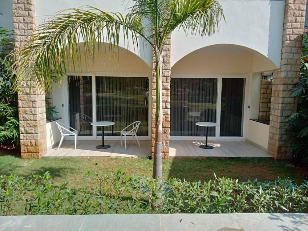 Golkonda Resorts Spa 45/49
