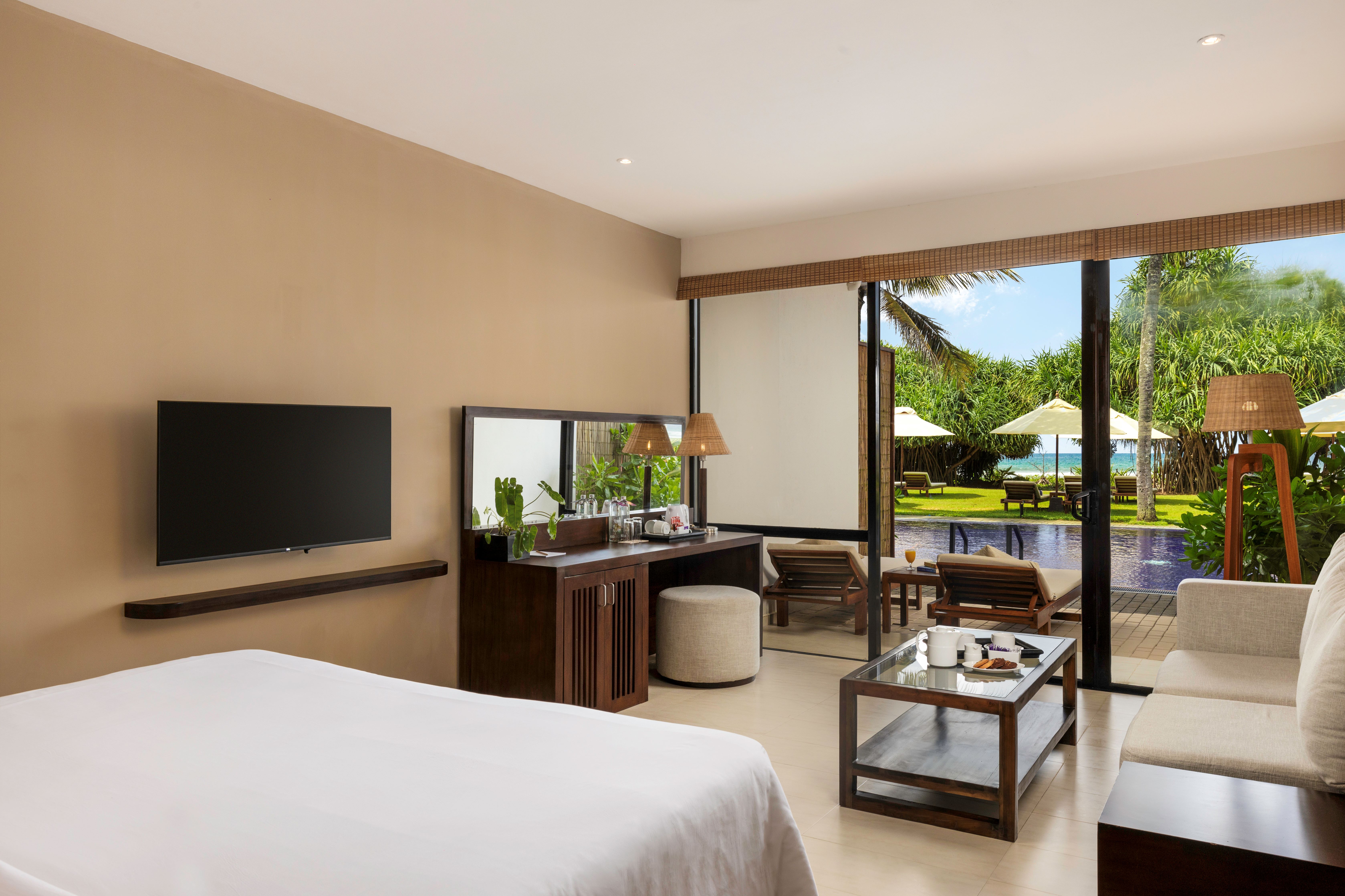 Luxury, Single, Sea View, Terrace, Direct Pool Access، Ekho Surf 2/4