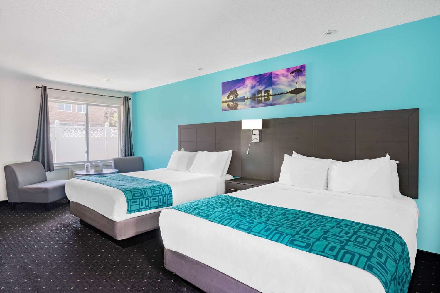 Howard Johnson by Wyndham Gananoque 7/30