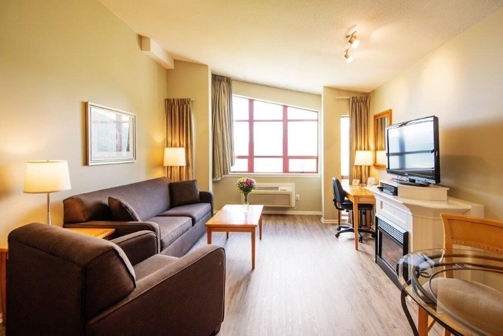 Harrison Beach Hotel 28/42