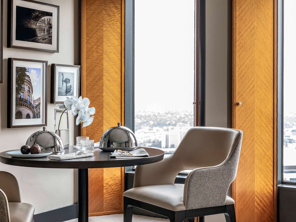 Sofitel Melbourne On Collins 64/75