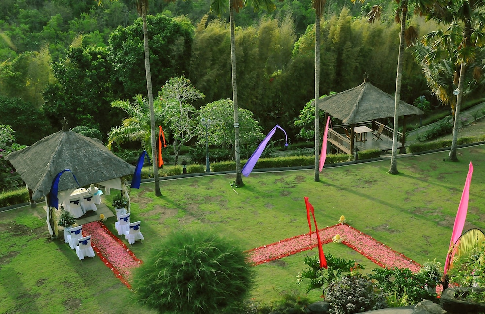 The Beverly Hills Bali 27/49