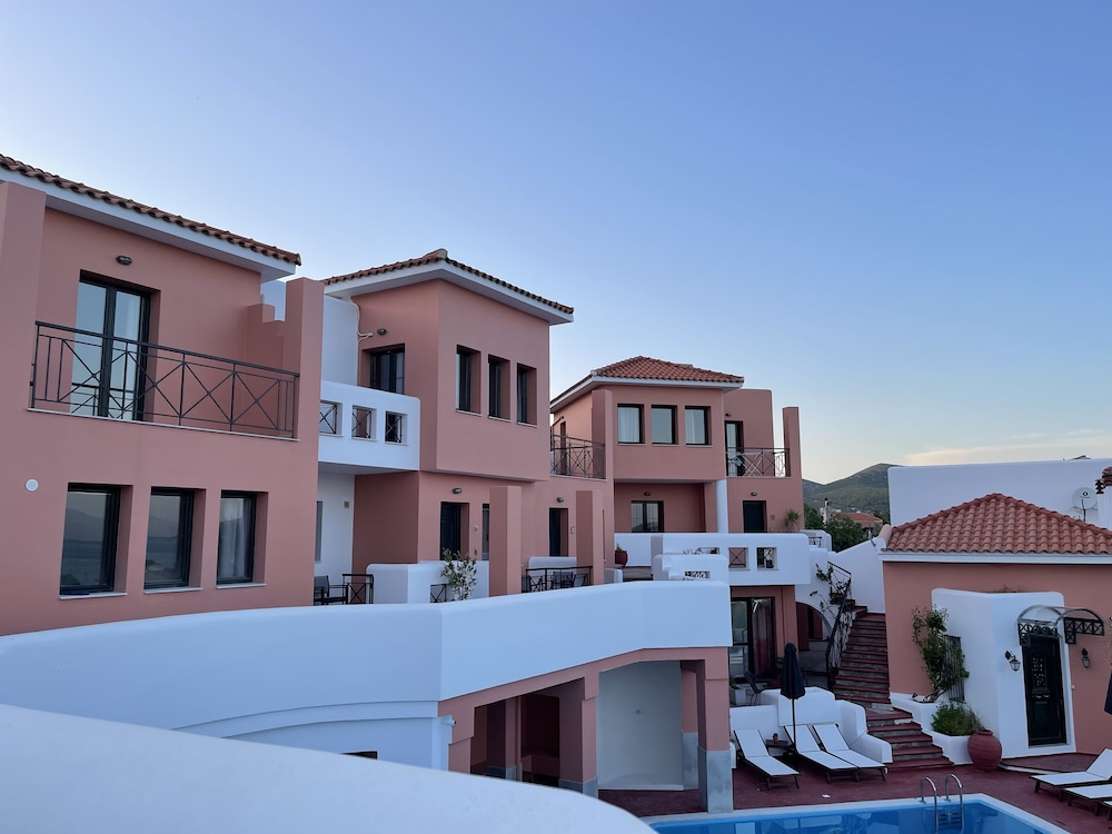 Nisea Hotel Samos 5/106