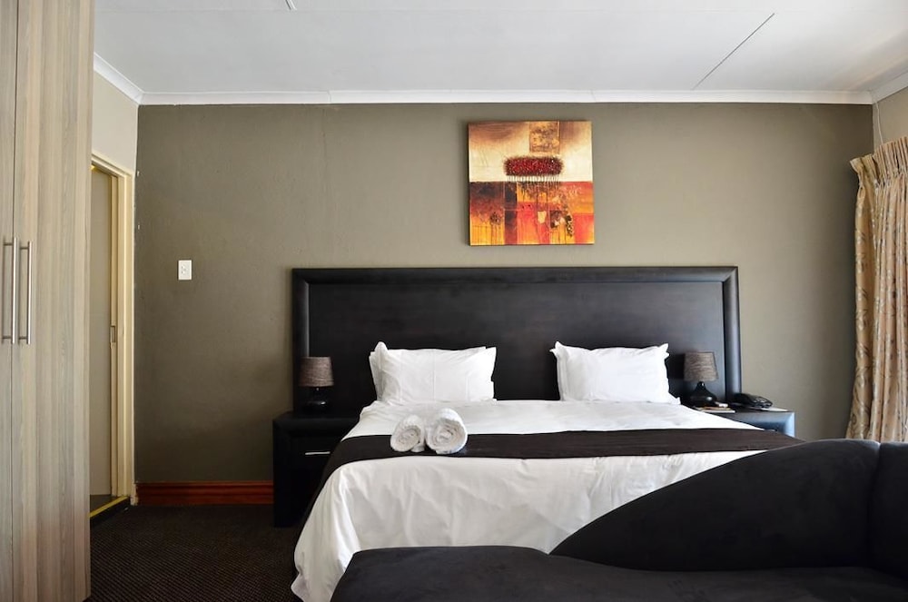 Ruby Stone Boutique Hotel 4/50