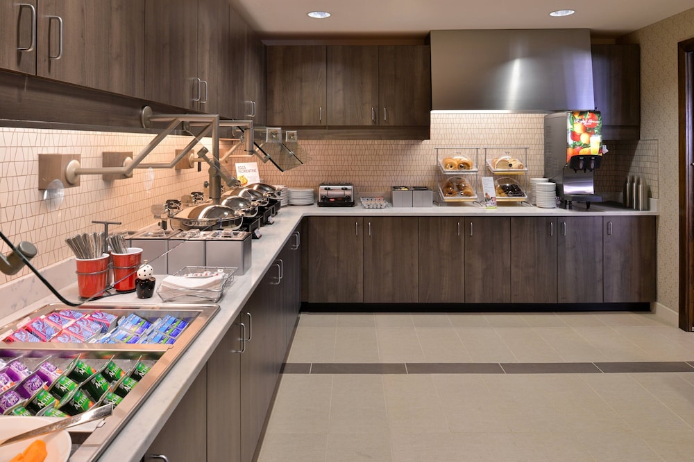 RESIDENCE INN EAST LANSING 5/36