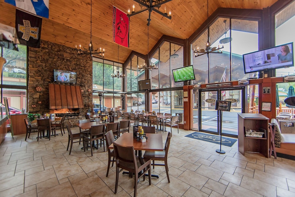 restaurant cafeteria